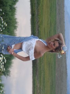 Bella Hadid Calls Jasmine Her “Favorite Girl” in New Orebella Post 39 Bella Hadid Calls Jasmine Her “Favorite Girl” in New Orebella Post