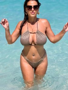 Maddalena Cabizzosu Turns Heads in a Daring Wet Swimsuit Tease 35 Maddalena Cabizzosu Turns Heads in a Daring Wet Swimsuit Tease