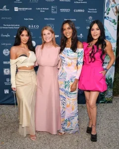 Kim Kardashian Builds a Formal Evening Look Around Deliberately Undone Knitwear 34 Kim Kardashian Builds a Formal Evening Look Around Deliberately Undone Knitwear