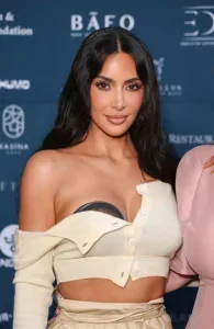 Kim Kardashian Builds a Formal Evening Look Around Deliberately Undone Knitwear 32 Kim Kardashian Builds a Formal Evening Look Around Deliberately Undone Knitwear